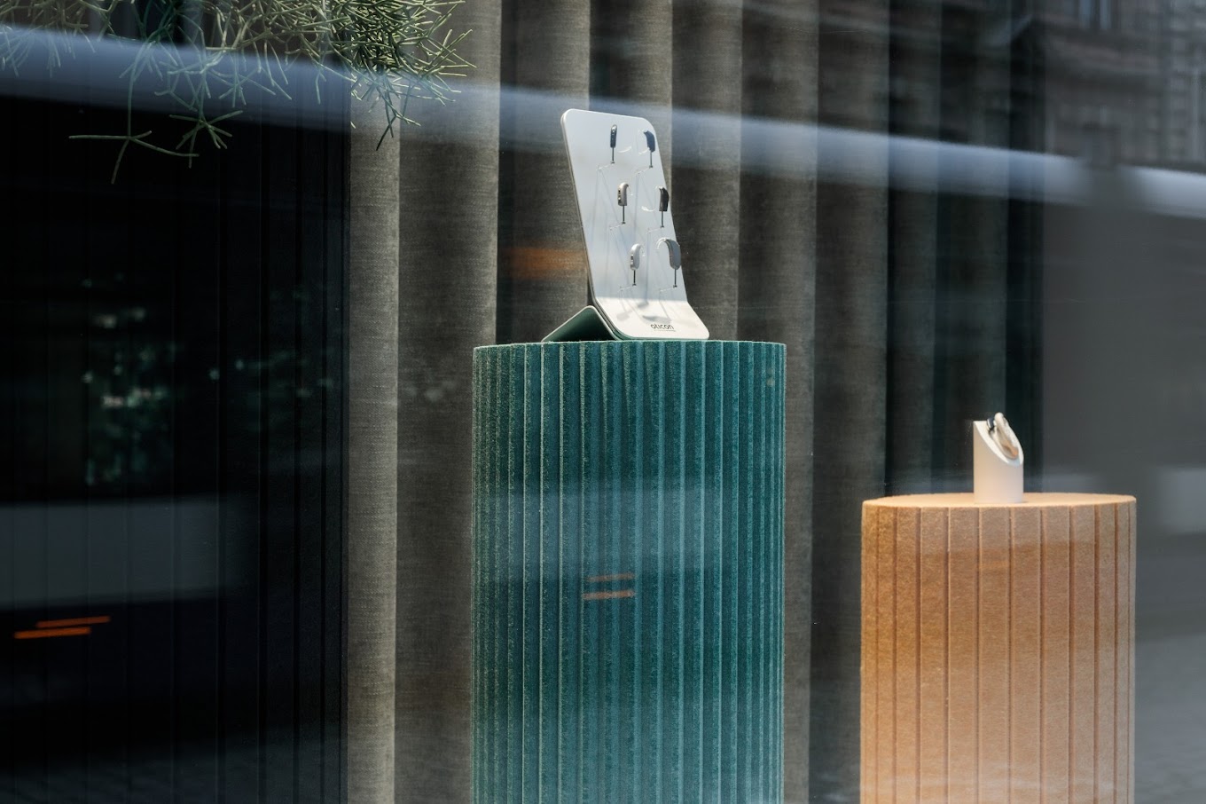 Hearing aid window display